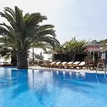 Paradise Apartahotel 3*