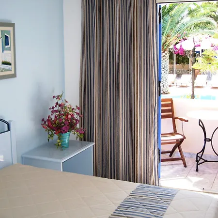 Paradise Apartahotel