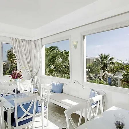 Aparthotel Paradise