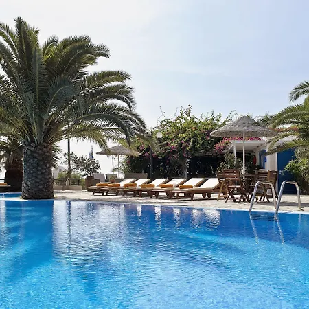 Paradise Aparthotel 3*