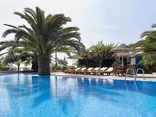 Paradise מלון דירות 3*