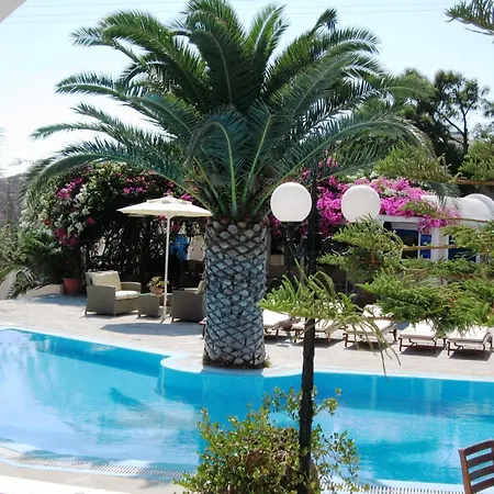 Paradise מלון דירות Akrotírion