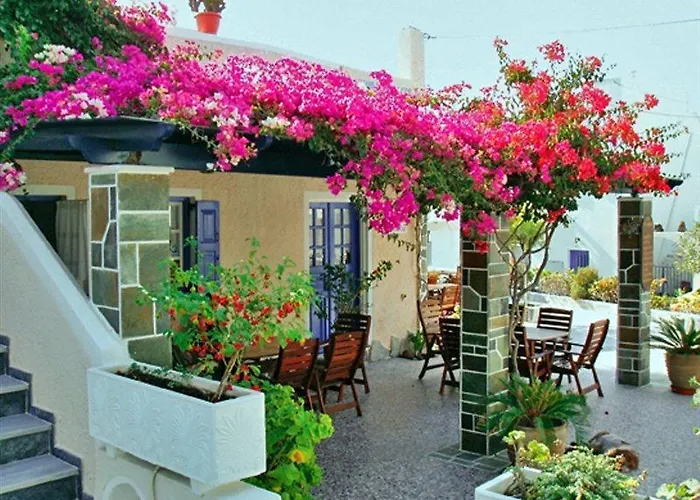 Paradise Aparthotel 3*