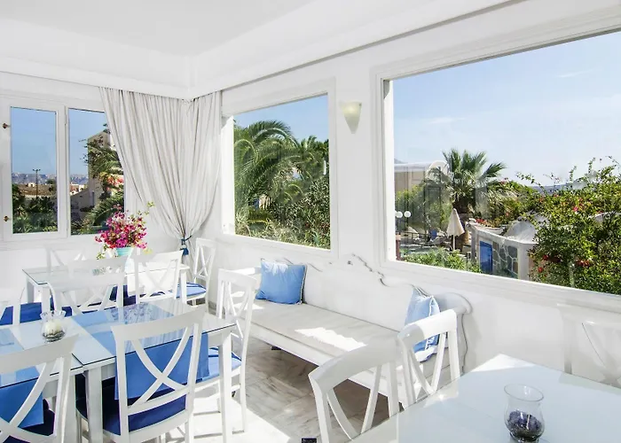 Aparthotel Paradise Akrotírion